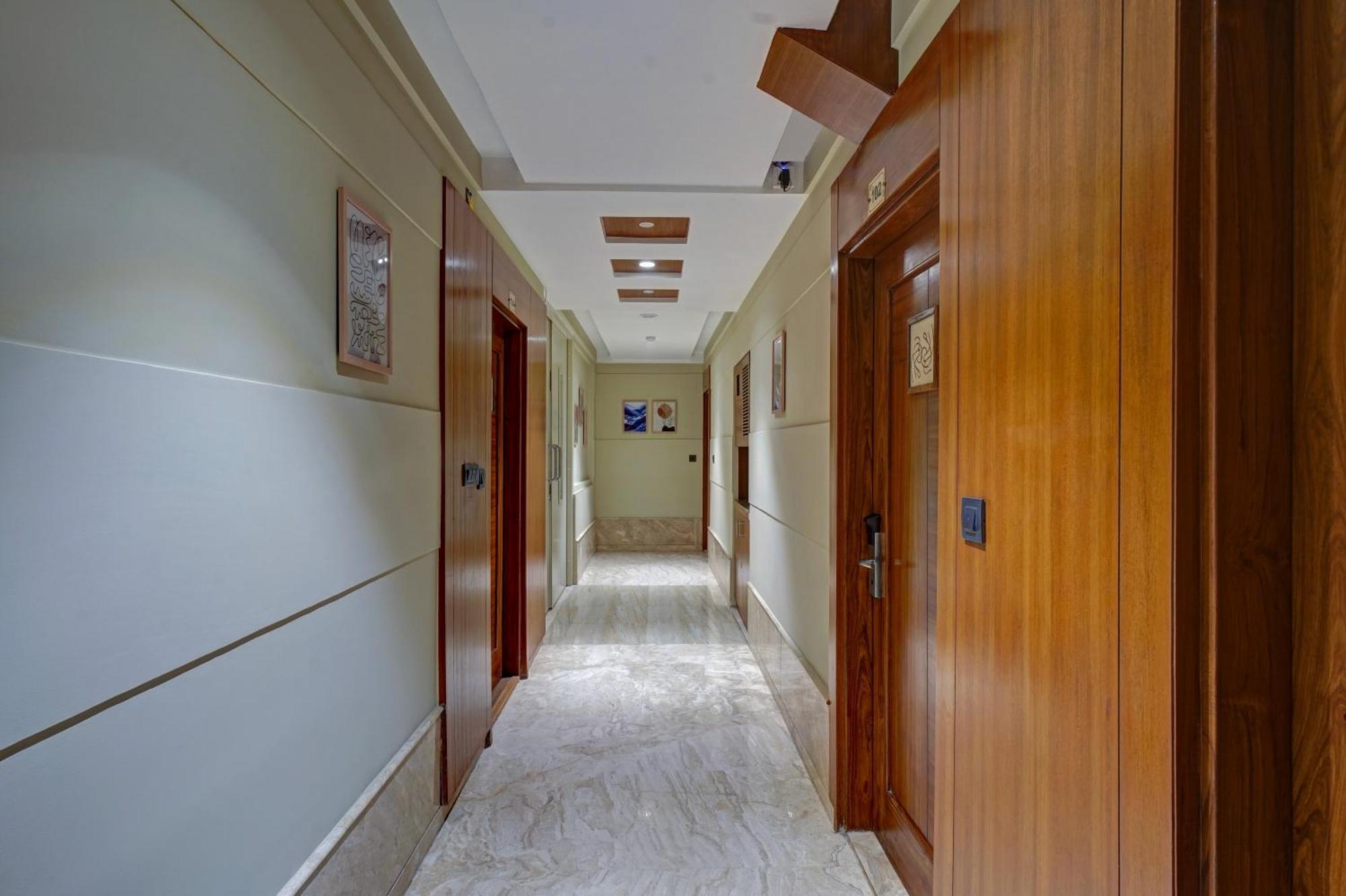 Hotel The Pearl - Free Airport Pickup - Traveler'S Choice Award Winner For 2025 New Delhi Exterior photo