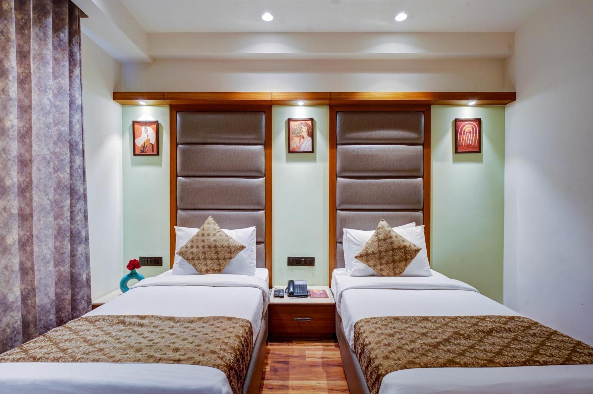 Hotel The Pearl - Free Airport Pickup - Traveler'S Choice Award Winner For 2025 New Delhi Exterior photo