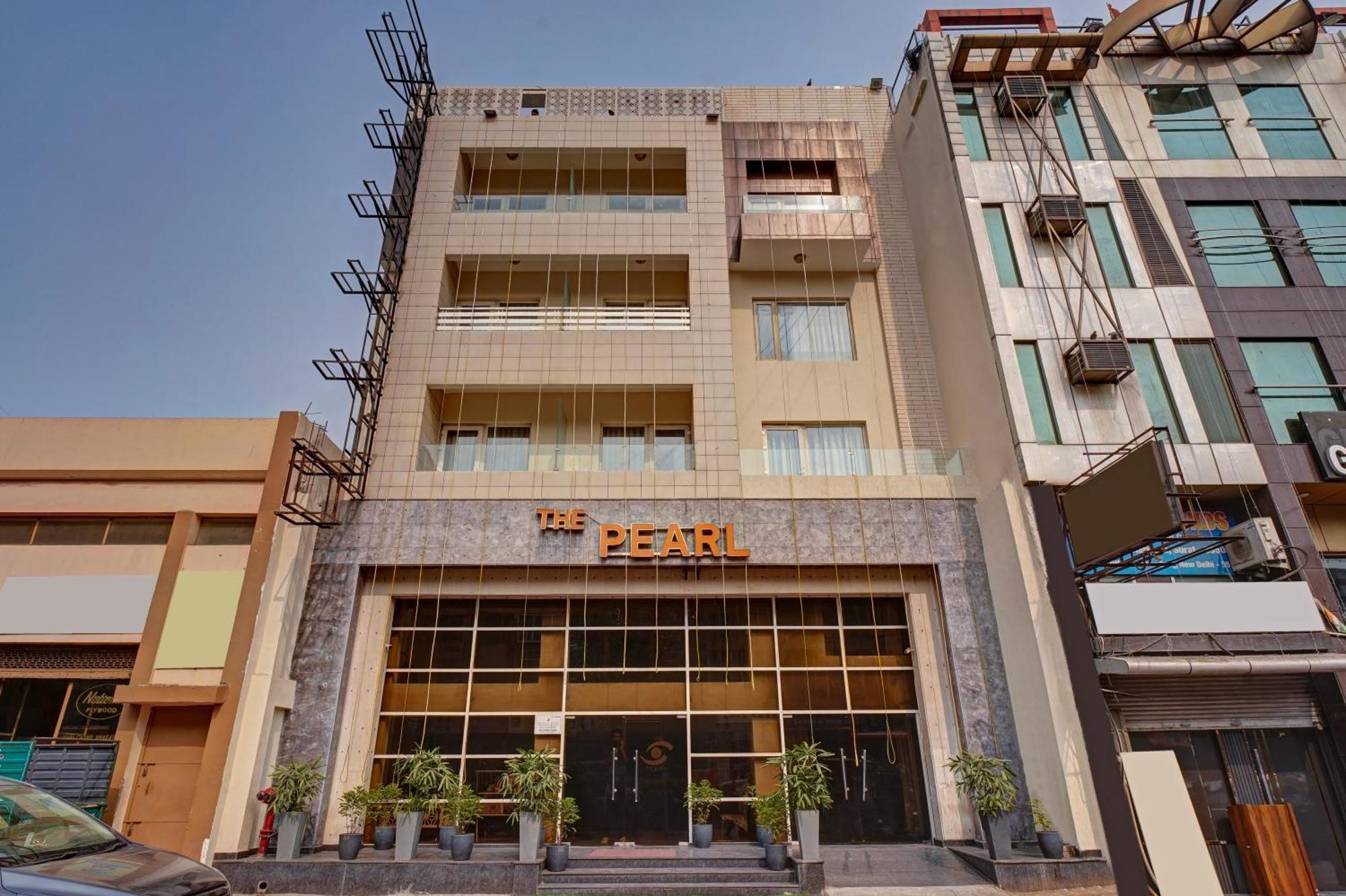 Hotel The Pearl - Free Airport Pickup - Traveler'S Choice Award Winner For 2025 New Delhi Exterior photo