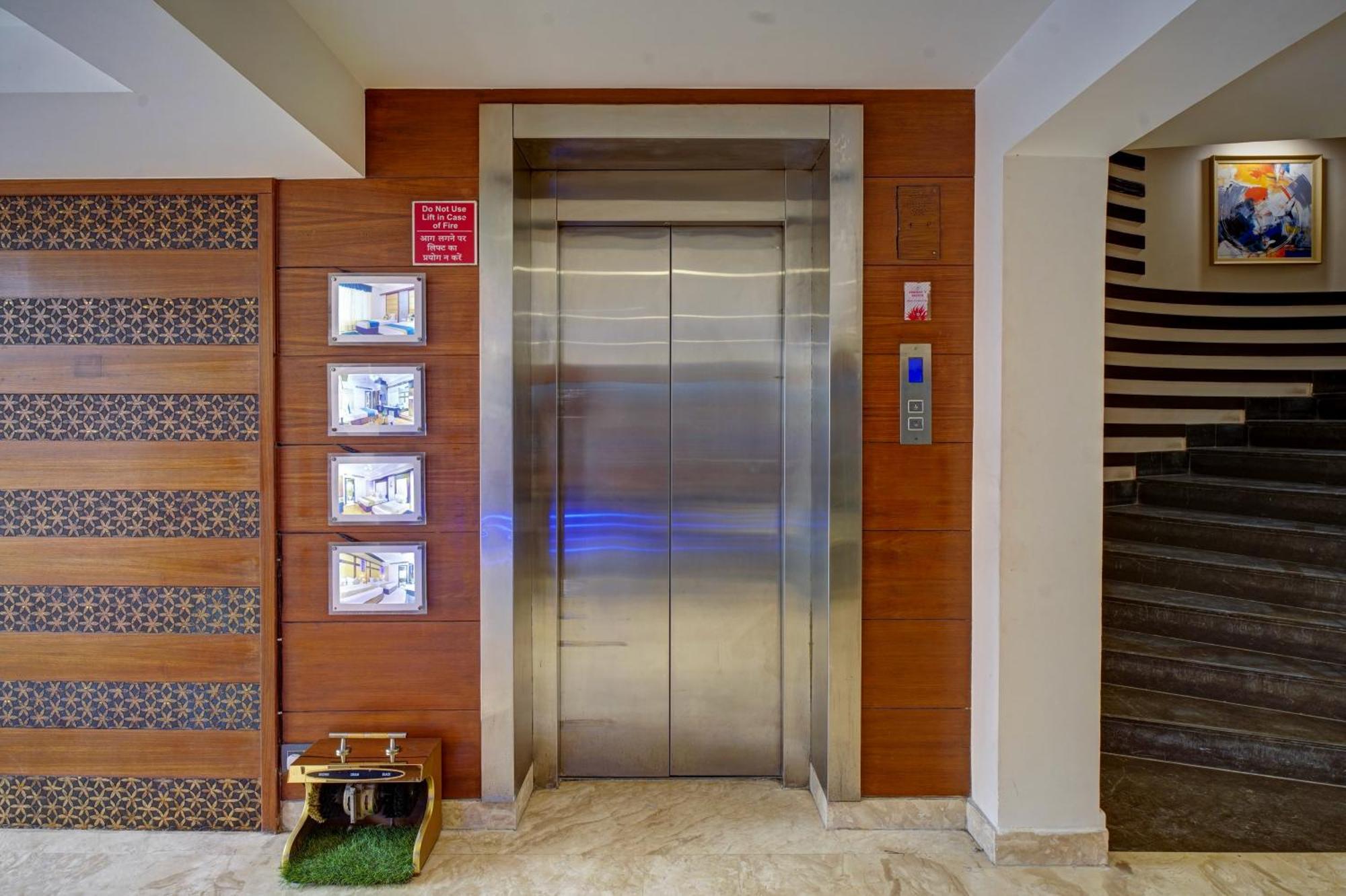 Hotel The Pearl - Free Airport Pickup - Traveler'S Choice Award Winner For 2025 New Delhi Exterior photo
