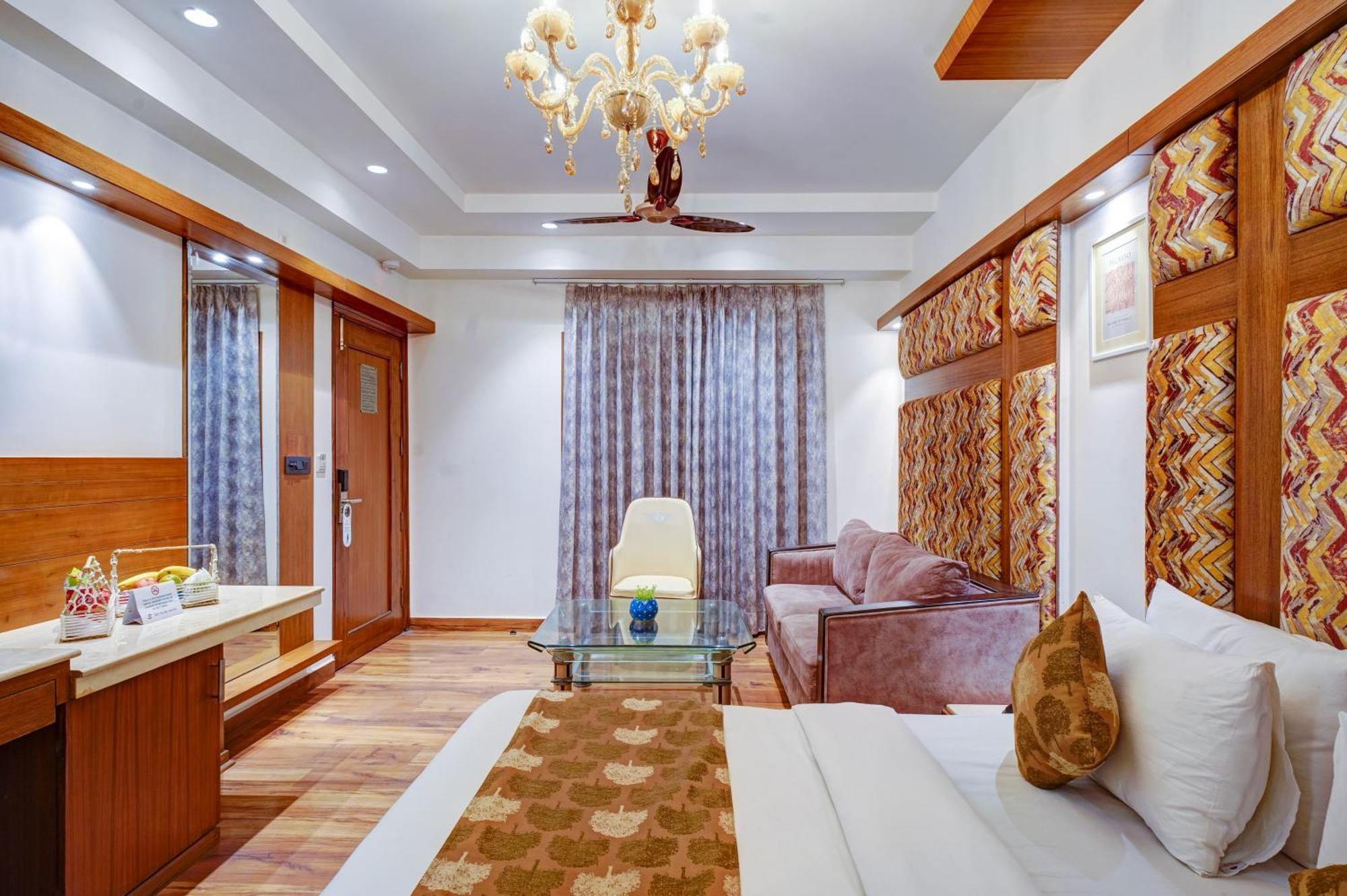 Hotel The Pearl - Free Airport Pickup - Traveler'S Choice Award Winner For 2025 New Delhi Exterior photo